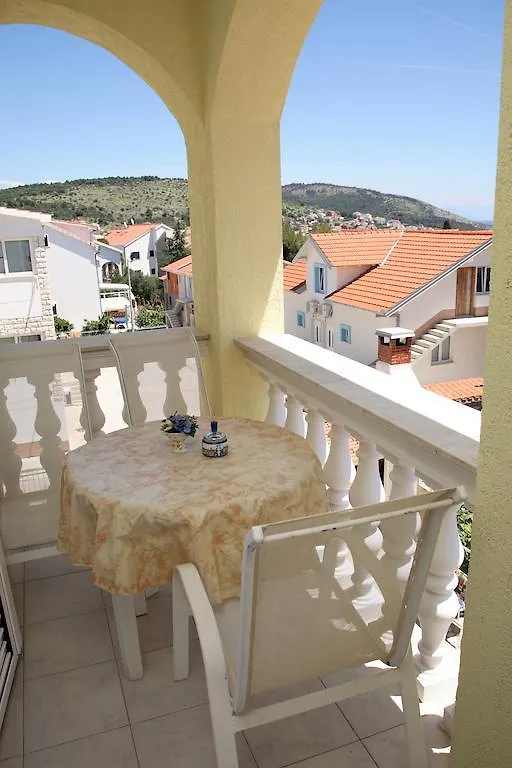 Apartments Zdravko Trogir 0*,  Croatia