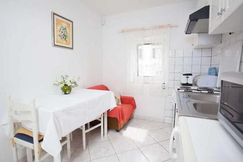 Apartments Zdravko Trogir 0*,