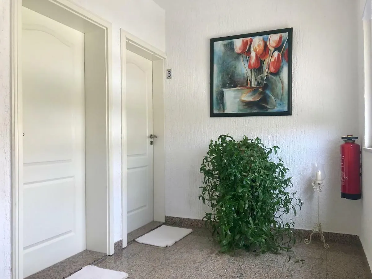 Apartments Zdravko Trogir
