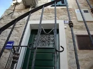 Apartments Zdravko Trogir