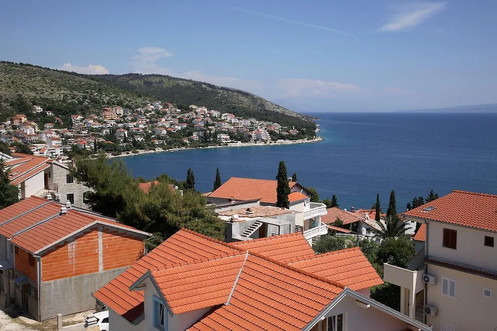 Apartments Zdravko Trogir