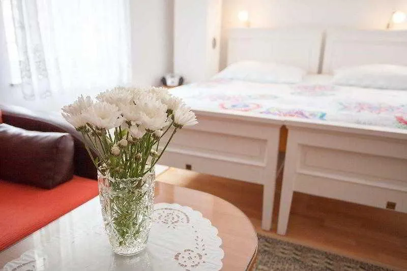 Apartments Zdravko Trogir