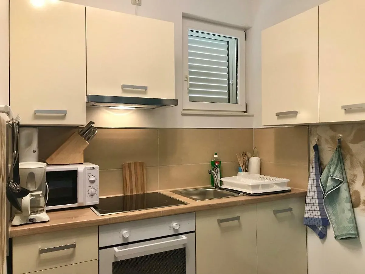Apartments Zdravko Trogir